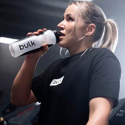 La nutrición juega un papel crucial para alcanzar los objetivos de fitness, ya seas un atleta de élite, un guerrero de fin de semana o alguien que busca mejorar el bienestar general. Bulk™ está redefiniendo los deportes y la nutrición activa, proporcionando suplementos de primera clase diseñados para apoyar cada etapa de tu camino hacia el fitness. Con un compromiso con la calidad, la transparencia y la innovación, Bulk™ se ha convertido en un líder mundial en la industria de la nutrición.